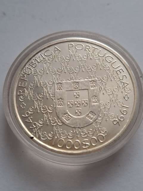 Portugalia 1000 escudo Dziewica Maria 1996 r