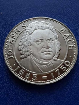 Medal J,S, Bach 1685-1750 r