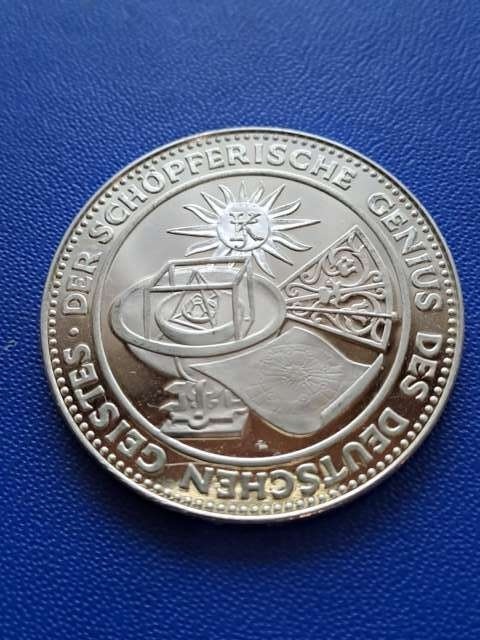 Medal J, Kepler 1571-1630 r