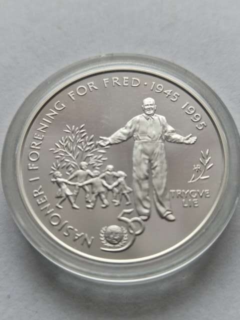 Norwegia 50 Koron Harald V 1945-1995 r